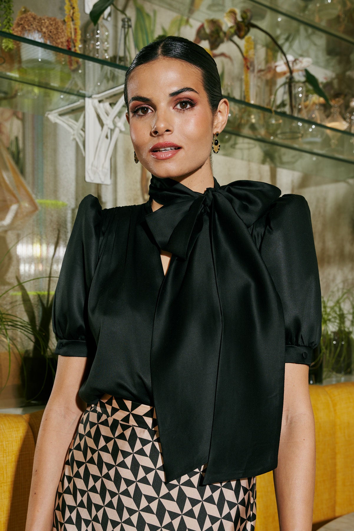 Valentina blouse with short-sleeved bow