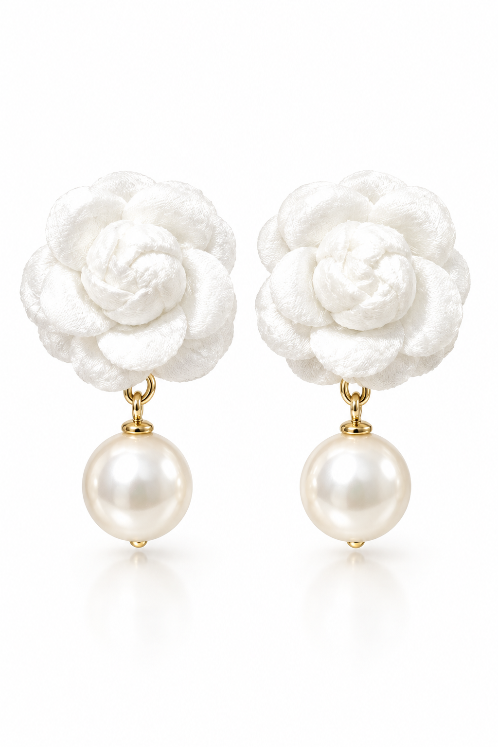 Camelia pearl earrings