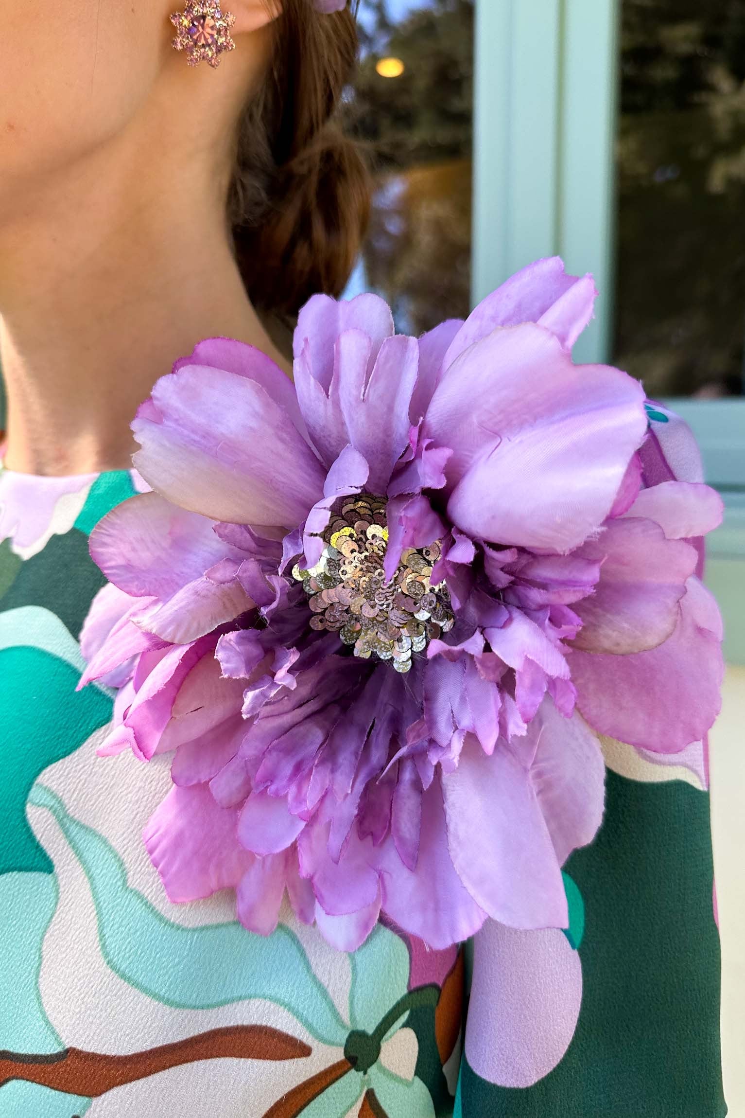 Broche flor paillettes