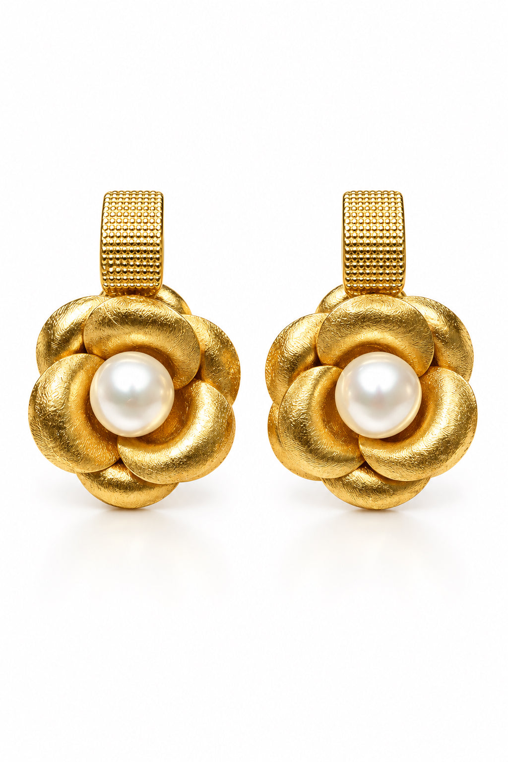 Pendientes Camelia dorada