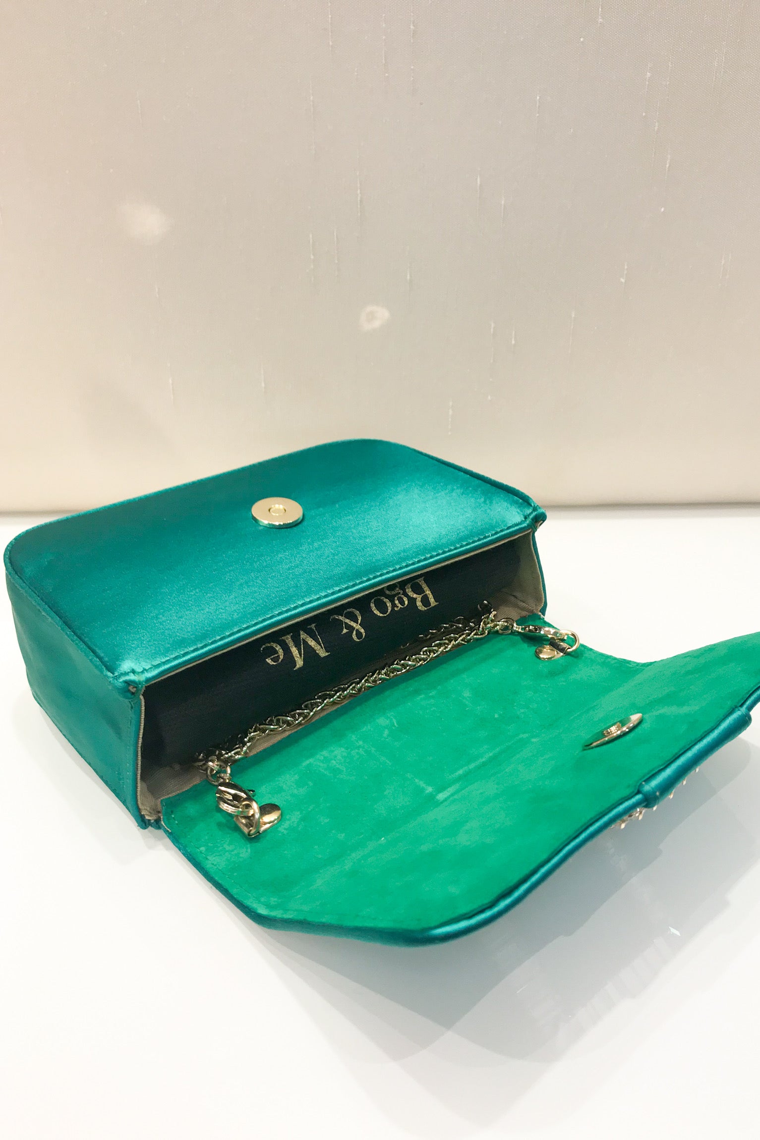 Bolsito satén esmeralda