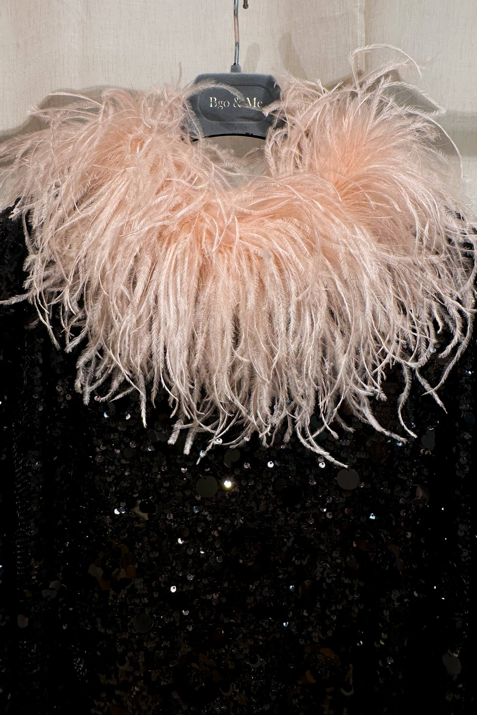 Cuello de plumas