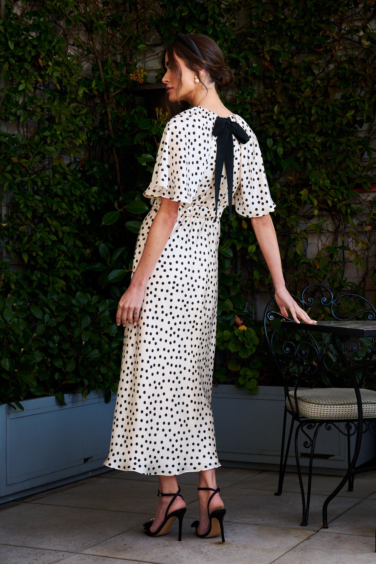 Vestido Carmen midi crudo