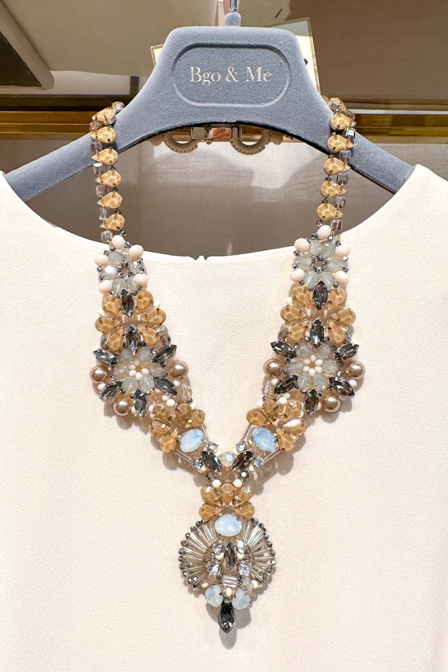 Gargantilla flor abanico OUTLET