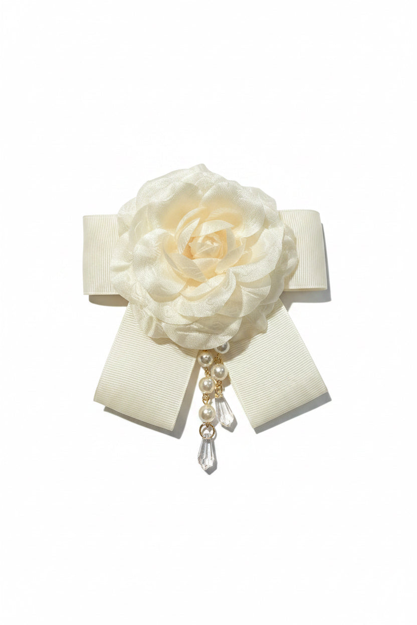Brooch/passer Carmen Pearls