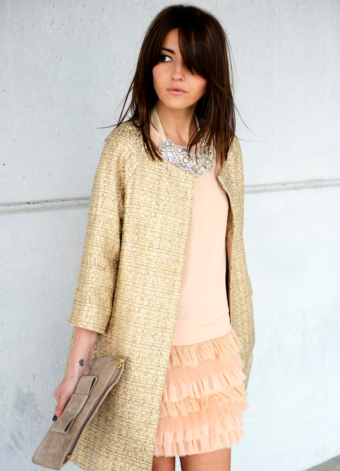 Collar babero joya beige