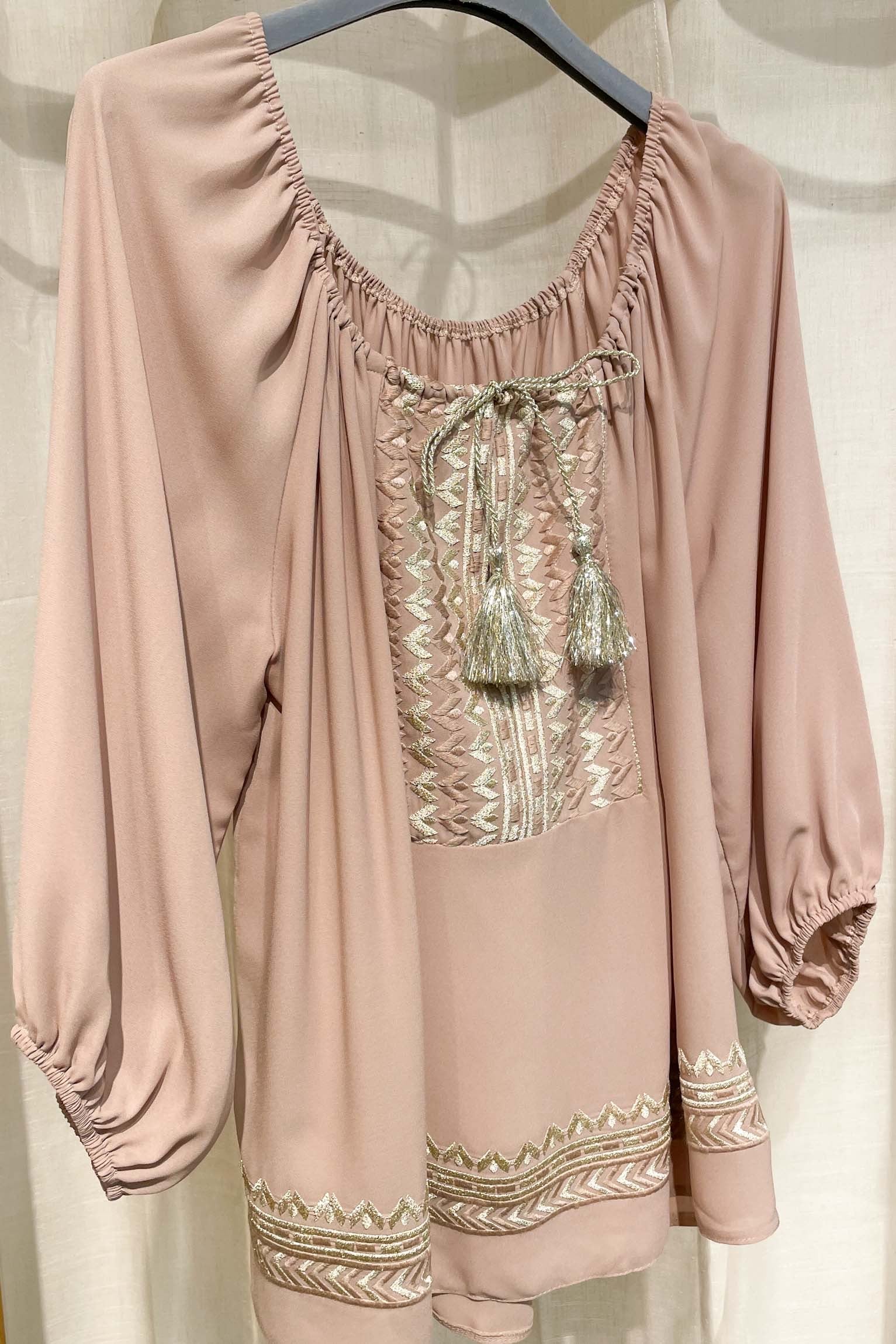 Embroidered blouse OUTLET